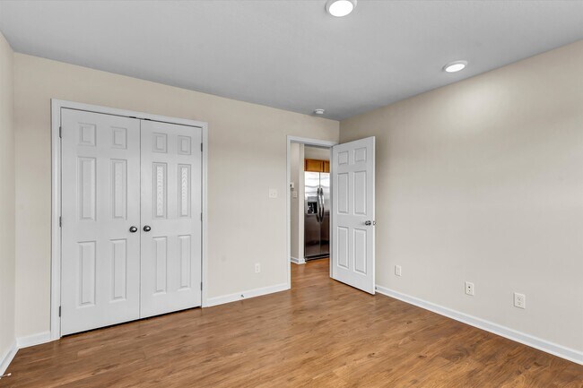 Building Photo - 2022 McCleary Rd