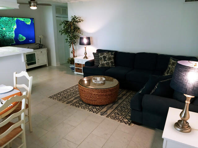 Building Photo - 3600 N Ocean Dr
