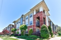 Building Photo - Camden Dilworth