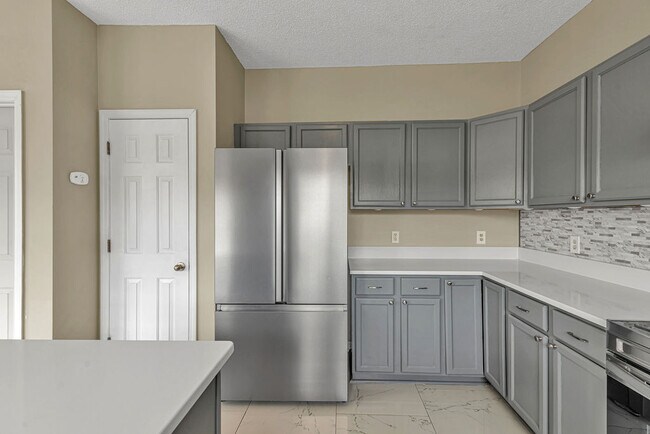 Building Photo - 106 Briar Hollow Dr