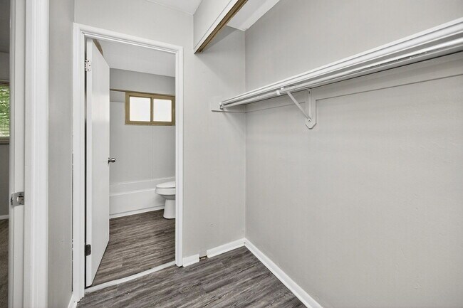 Building Photo - 3505 Telford St