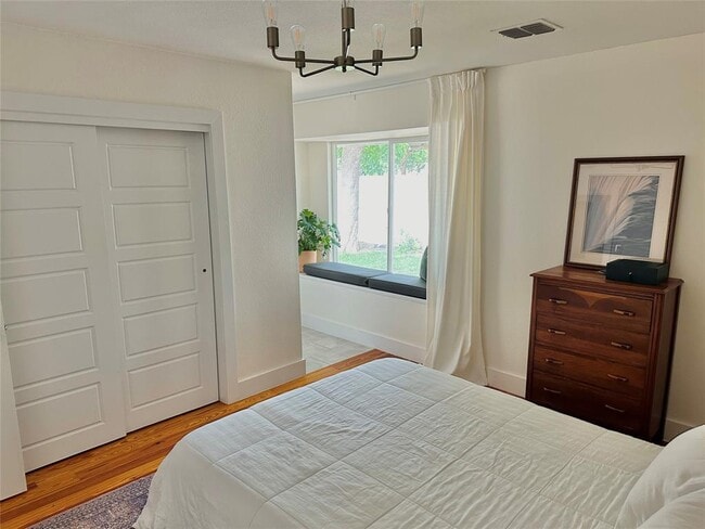 Building Photo - 4504 W Village Ct