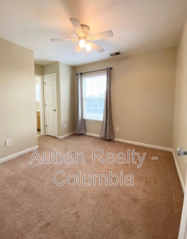 Building Photo - 537 S Bull St