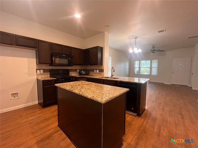 Building Photo - 138 Preston Trail