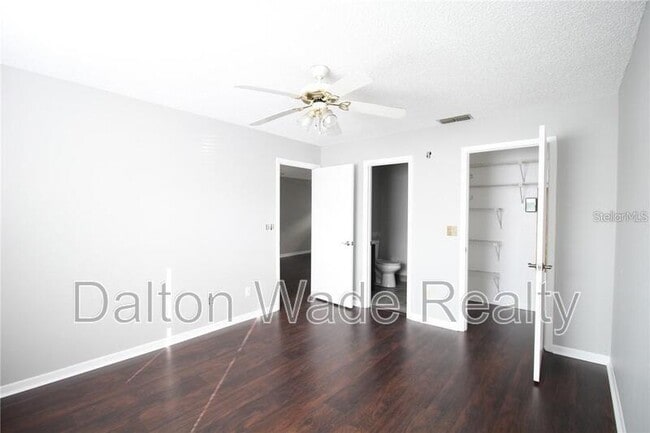 Building Photo - 6330 Bonnie Bay Cir N