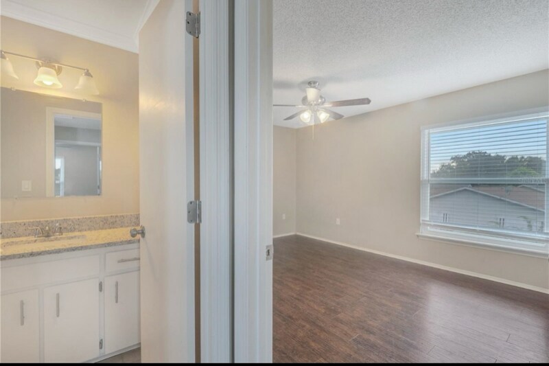 Building Photo - 2614 Quail Run Blvd N