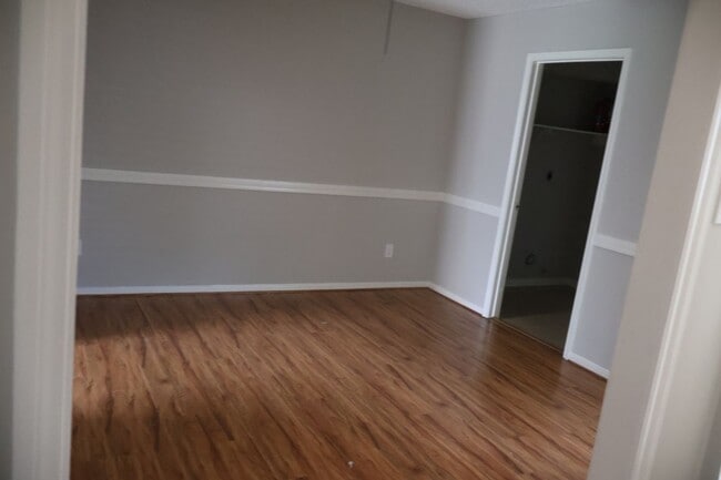 Building Photo - 12907 Maxfield Dr