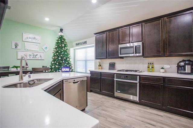 Building Photo - 821 San Madrid Trl