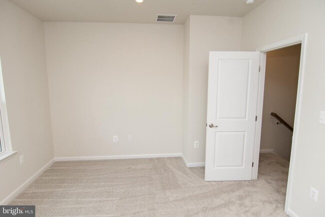 Building Photo - 9376 Tanfield Dr