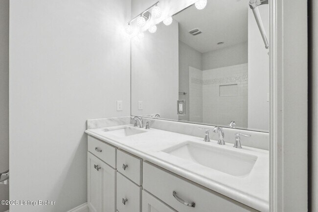 Building Photo - 6300 Mistflower Cir