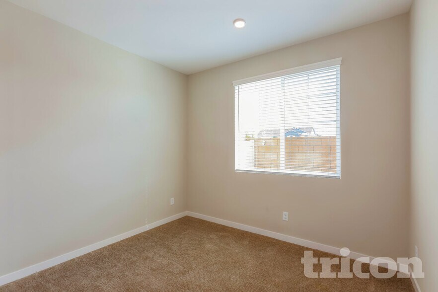 Building Photo - 31631 Willowood Way