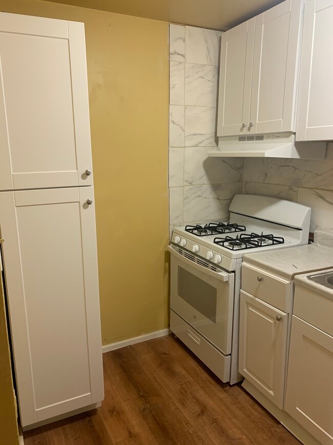 Building Photo - 2626 Lauretta Ave