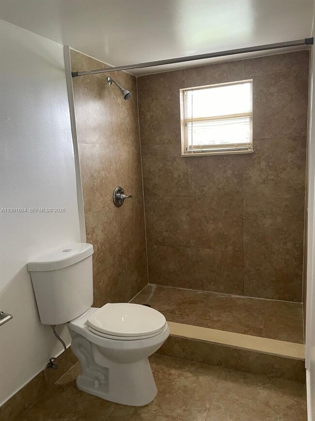 Building Photo - 8255 Lake Dr