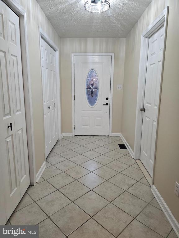 Building Photo - 310 Blue Mountain Rd