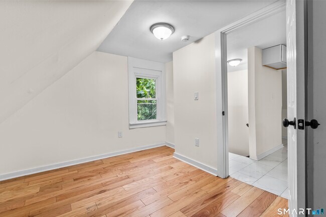 Building Photo - 693 Dixwell Ave