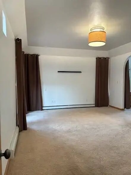 Building Photo - 337 Dakota Cir