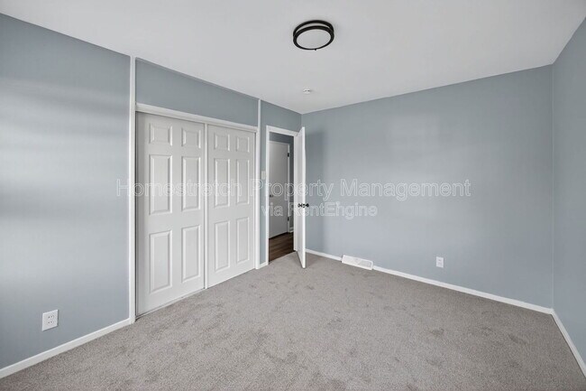 Building Photo - 408 Crawford Rd