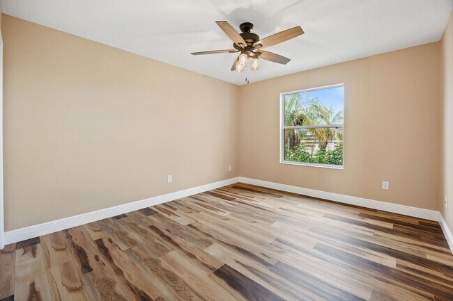 Building Photo - 1228 Carvello Dr