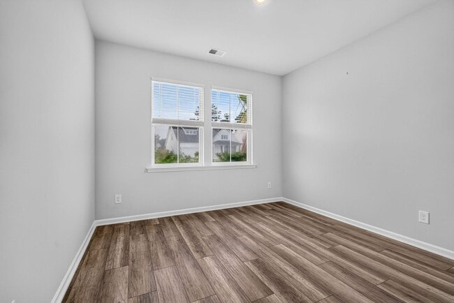 Building Photo - 518 Yellow Leaf Ln