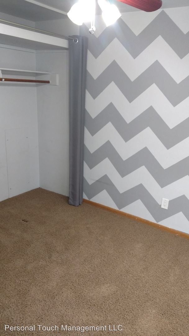 Building Photo - 1221 10th Ave N