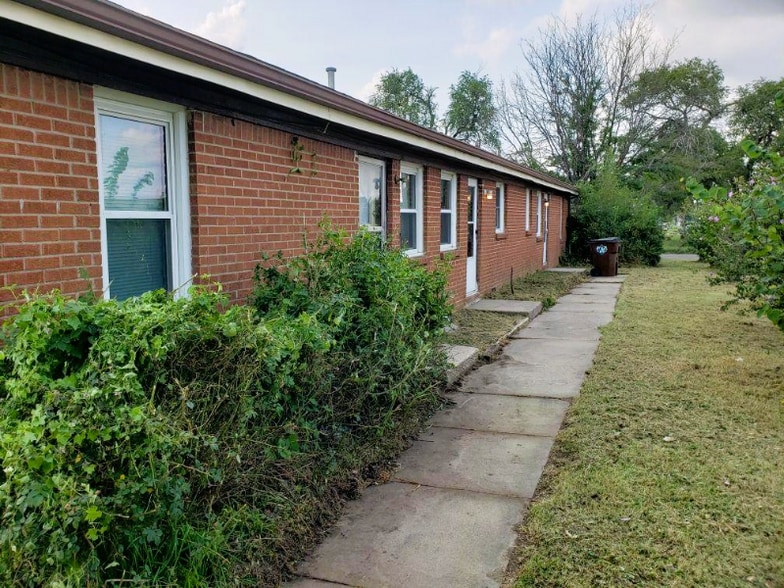 Building Photo - 1629 Crowley
