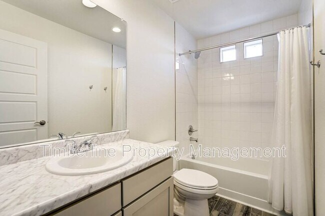 Building Photo - 6020 Ashmore Ln