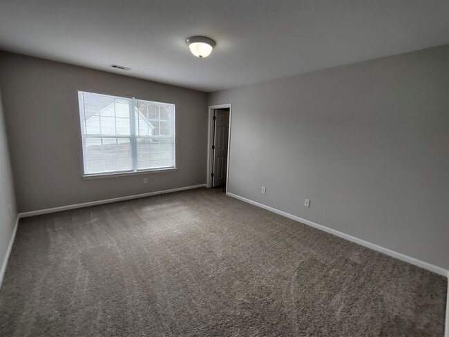 Building Photo - Beautiful Home located in the McCoy Crossing Community!