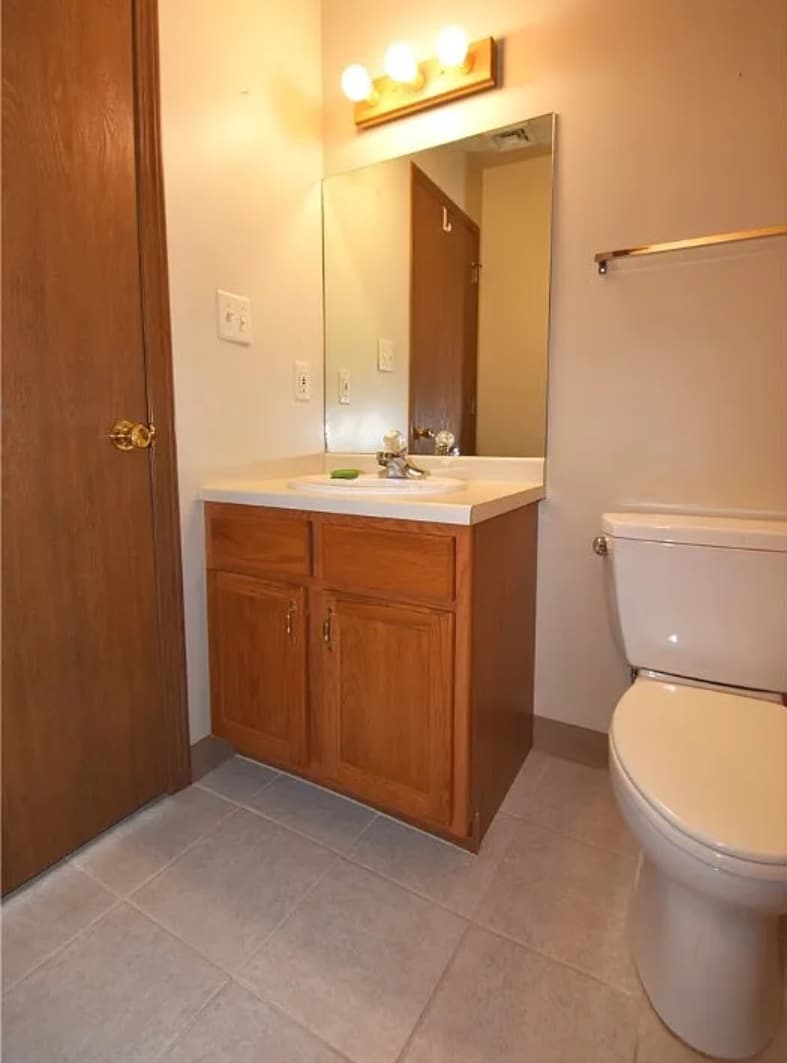 Building Photo - 1408 Greenbriar Ct