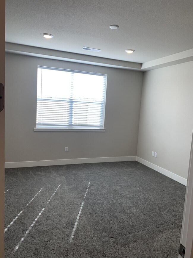 Building Photo - 7600 Arya Ct