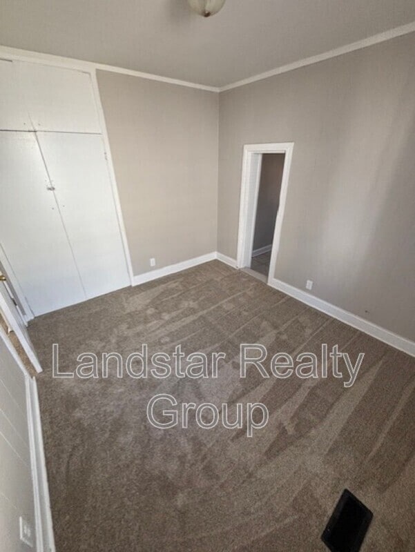 Building Photo - 3762 Parthenia Ave