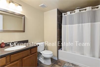 Building Photo - 355 Paisley Dr