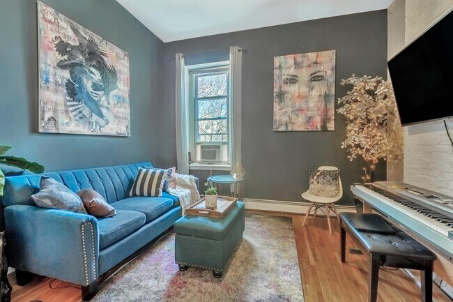 Building Photo - 554 OBSERVER Hwy