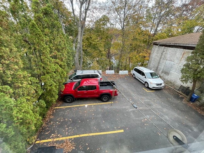 Parking - 145 Railroad St