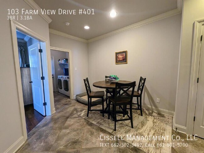 Building Photo - 103 Farm View Drive #401