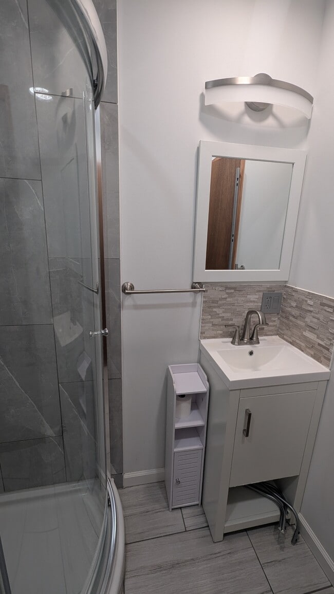 Building Photo - 1240 Joyce Dr