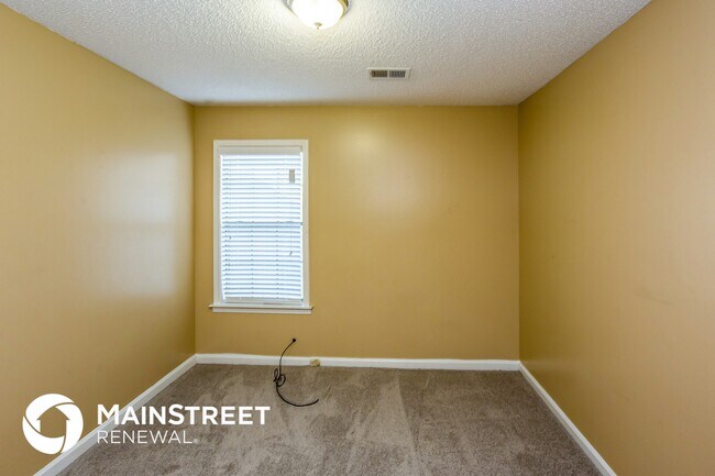 Building Photo - 6701 Walter Forest Cove