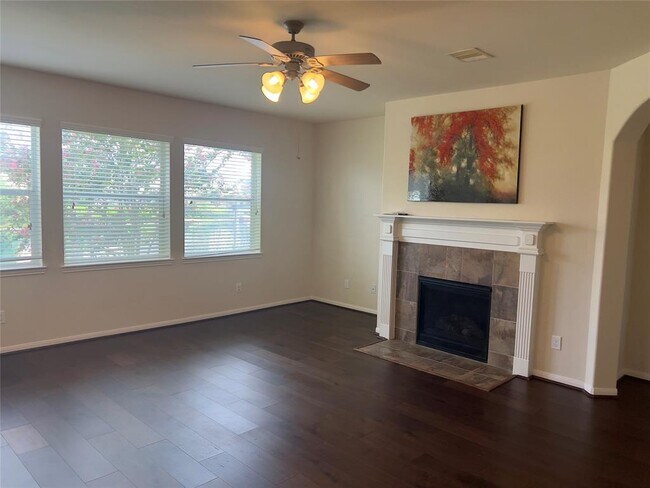 Building Photo - 3930 Medici Ct