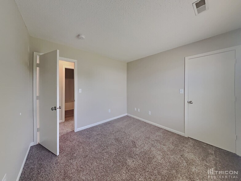 Building Photo - 4328 Boca Grande Ct