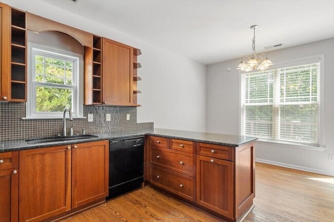 Building Photo - 2396 Sapphire Valley Dr