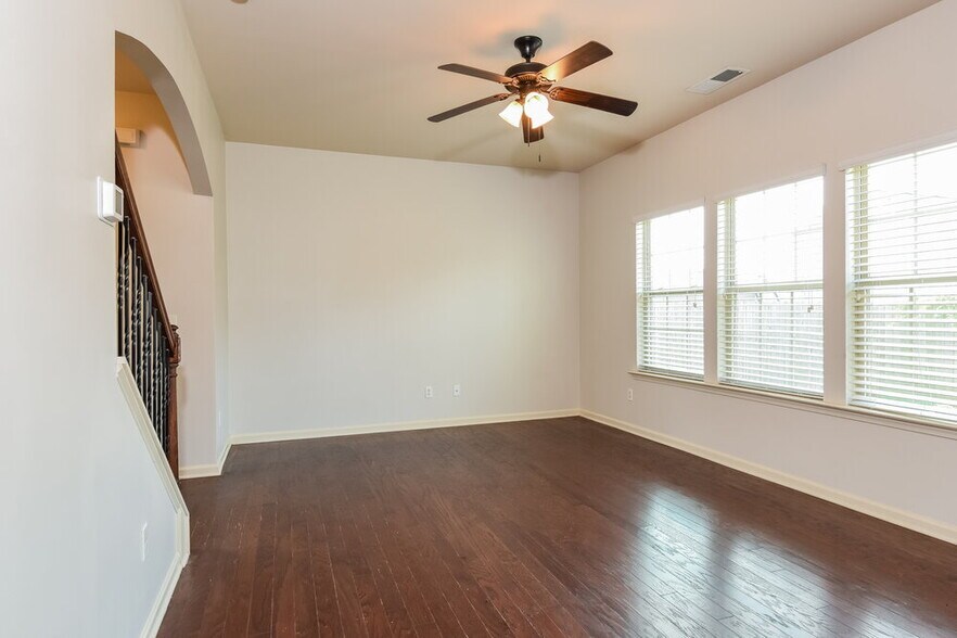 Building Photo - 23 Wesley Drew Ln