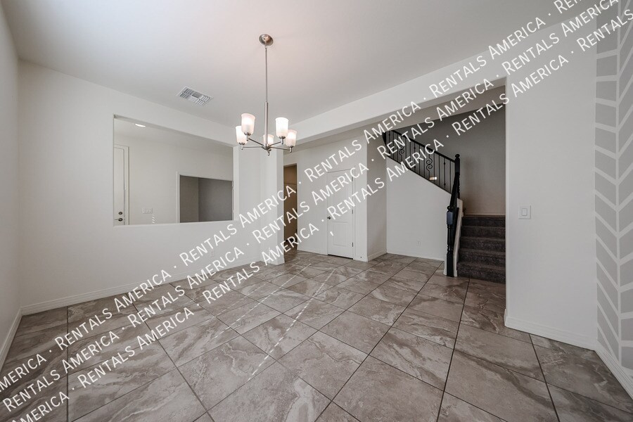 Building Photo - 17965 W Encinas Ln