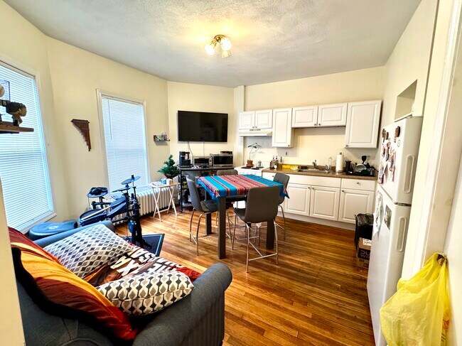LIVINGROOM AND KITCHEN - 606 Main St