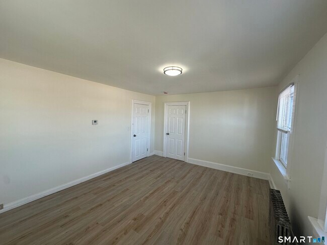 Building Photo - 30 Jefferson Ave