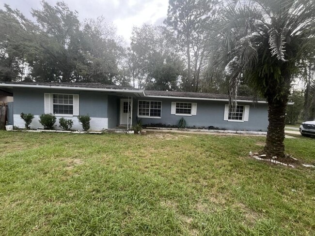 Building Photo - 5920 E Aloha St