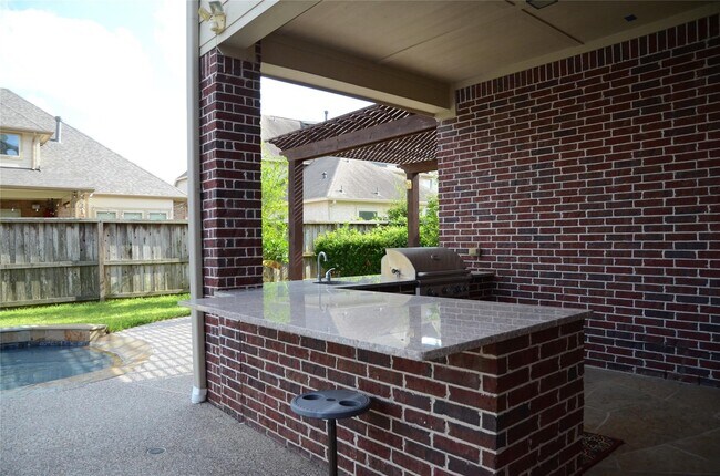 Building Photo - 17423 Hanoverian Dr