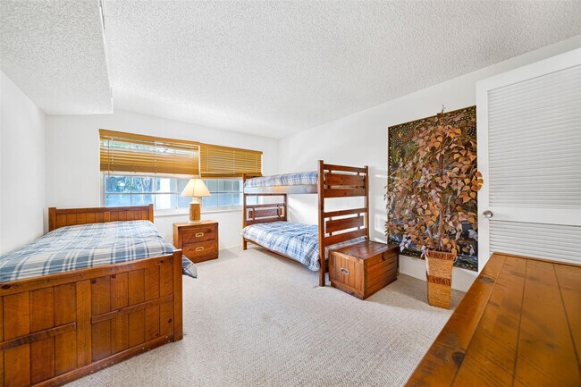 Building Photo - 801 Cypress Blvd