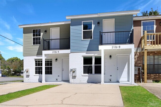 Building Photo - 2106 Schwab Ct