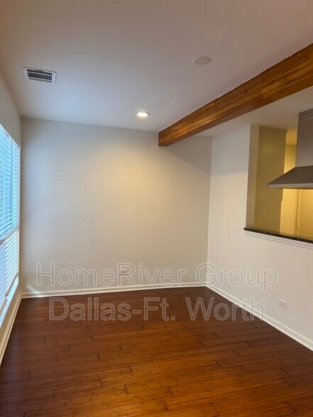 Building Photo - 4134 Travis St