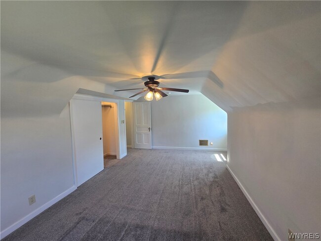 Building Photo - 4289 Harris Hill Rd