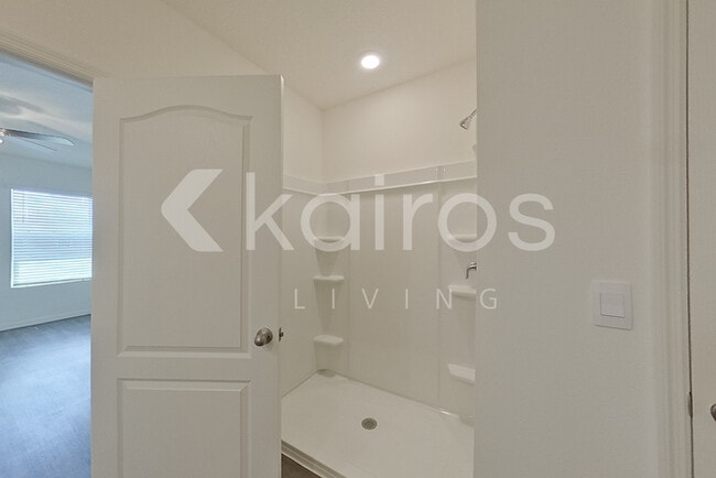 Building Photo - 32040 Katelin Cir